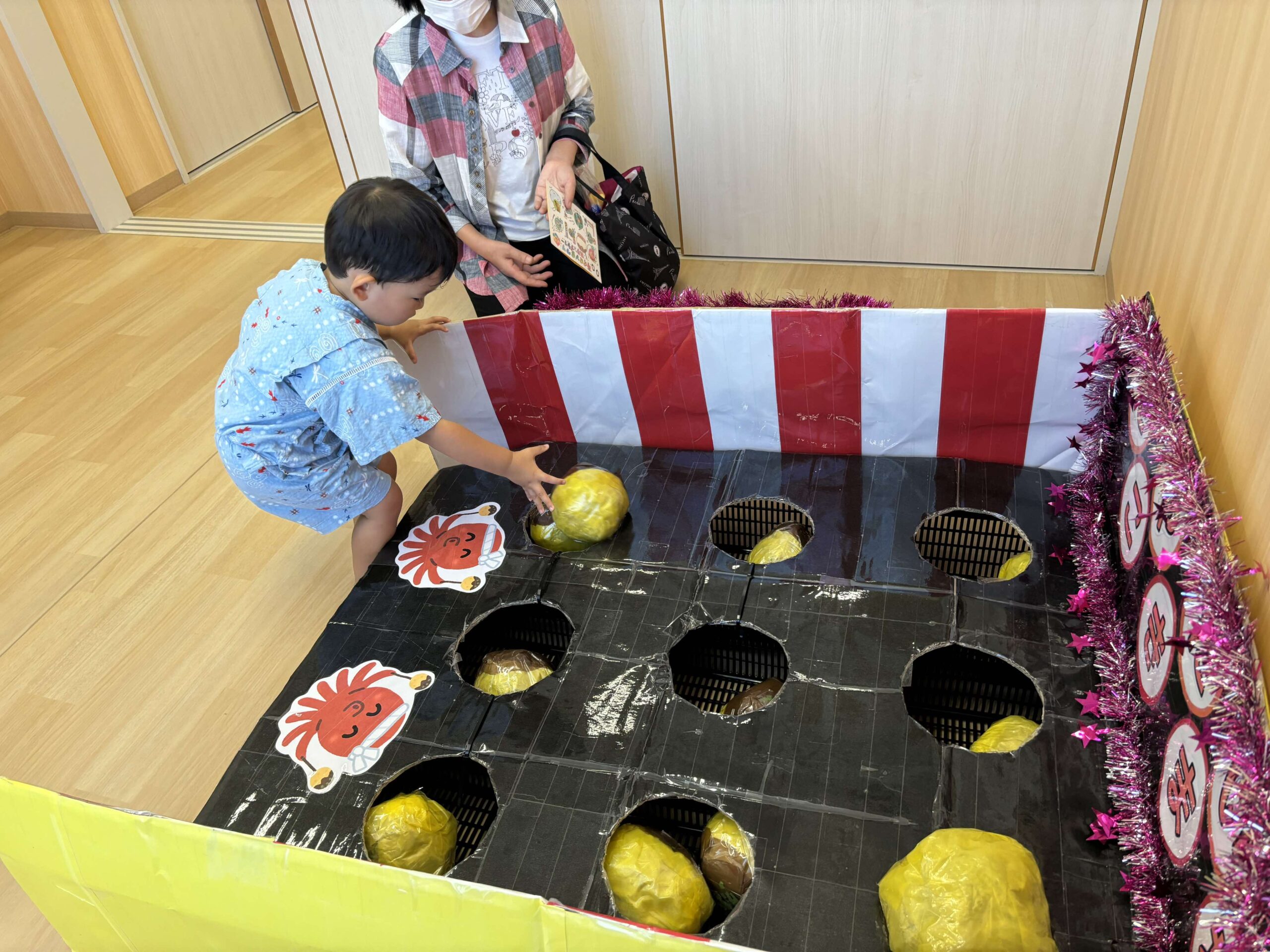 津屋崎の松林清掃とライオン祭り