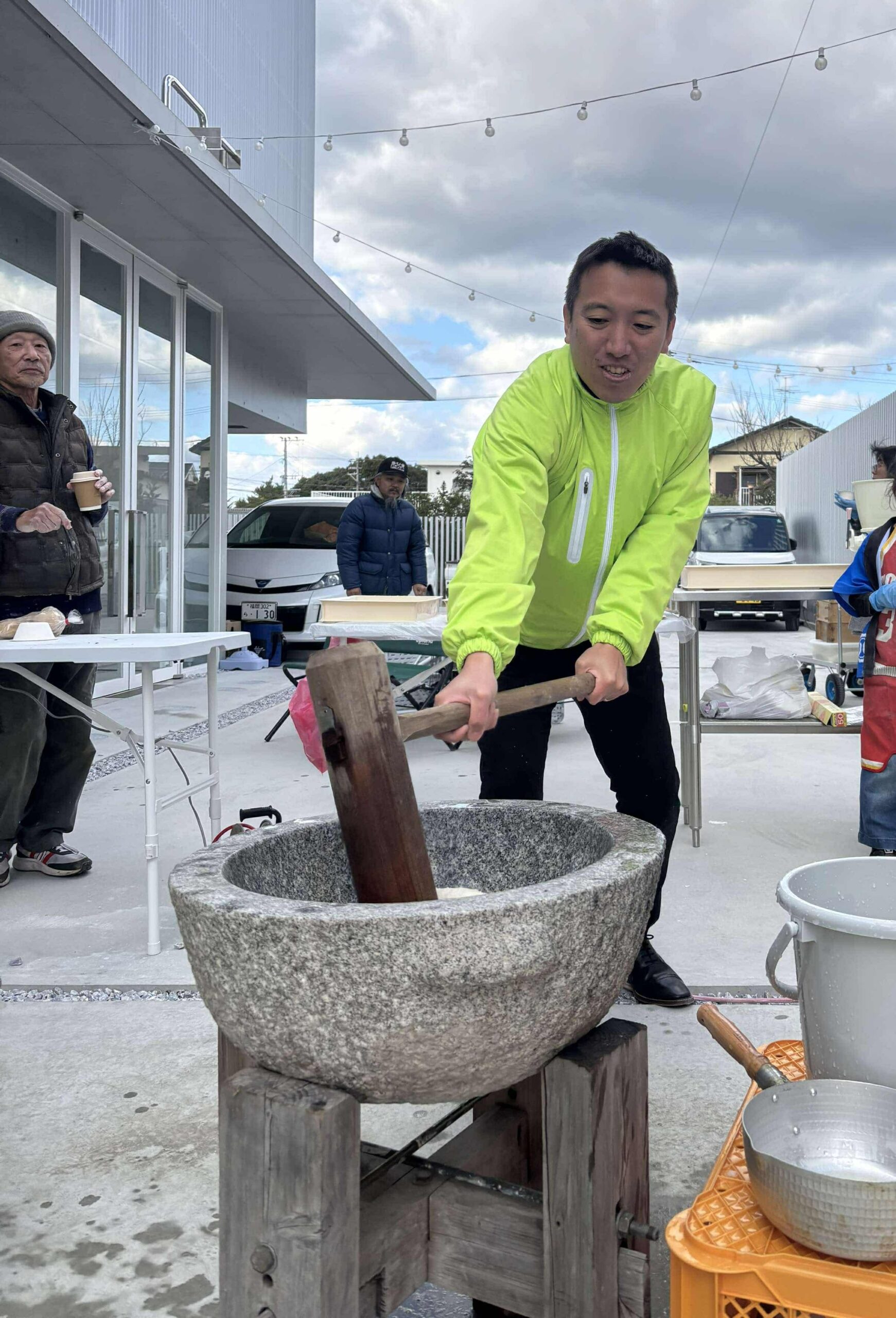 福津市　休日の餅つき、義士祭、松林清掃