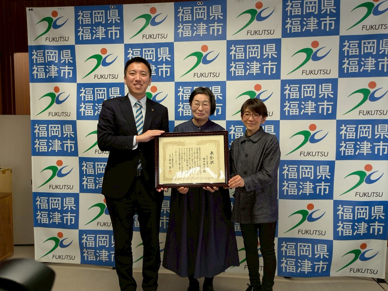 語りの会「おはなし会昔っコ」が市長表敬訪問