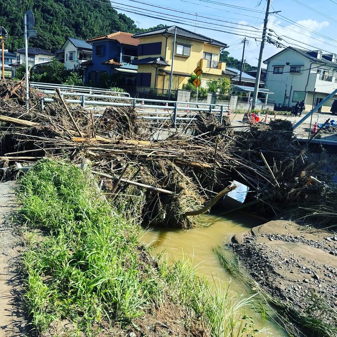 福津市のあの４日間から一年 ― 本木川に、水位計とカメラが立ちました